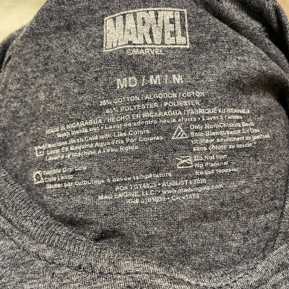 CAPTAIN AMERICA Tee Shirt - Picture 4 of 4